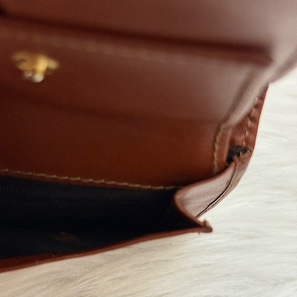 FENDI - PEQUIN STRIPE BI-FOLD WALLET - Picture 9 of 16